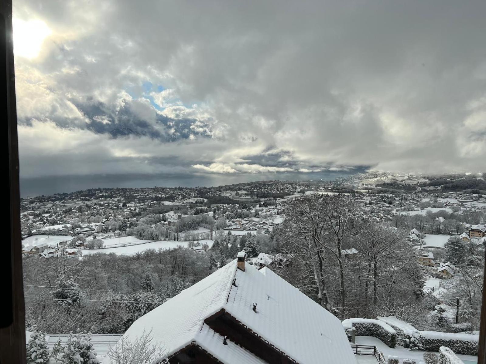 Swiss Chalet - Mountain And Lake View Blonay Ngoại thất bức ảnh